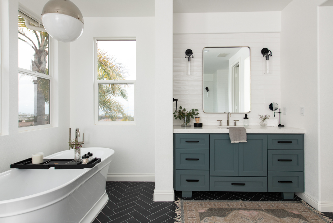 Five Bathroom Remodel - Feature View